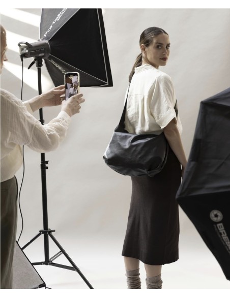 Bolso Negro de Piel Vegana de Tinnemia