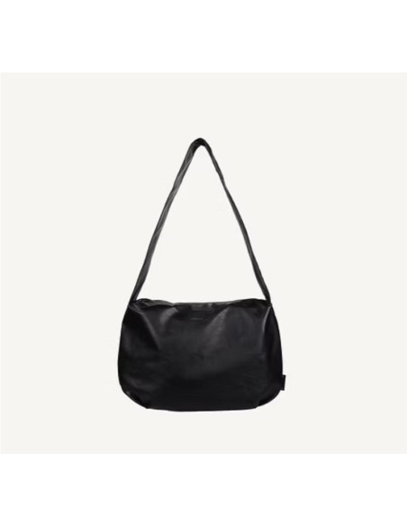 Bolso Negro de Piel Vegana de Tinnemia