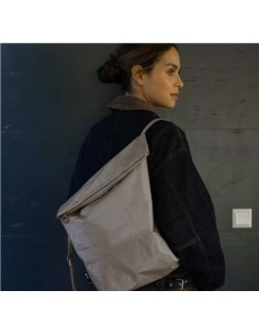 Mochila Beig de Piel Vegana de Tinnemia.