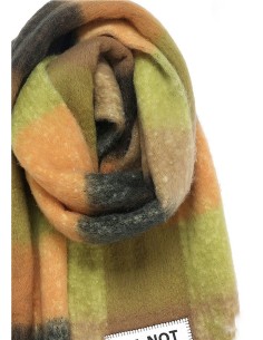 Bufanda Cuadros I¨M NOT PERFECT de Verb To Do. 2